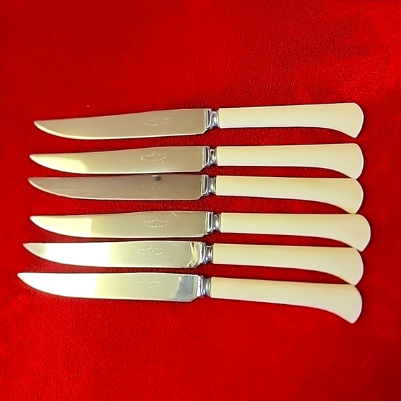 ☆Marseilles Set of 6 Steak Serrated Knives. Made in France.☆ - Picture 3 of 13